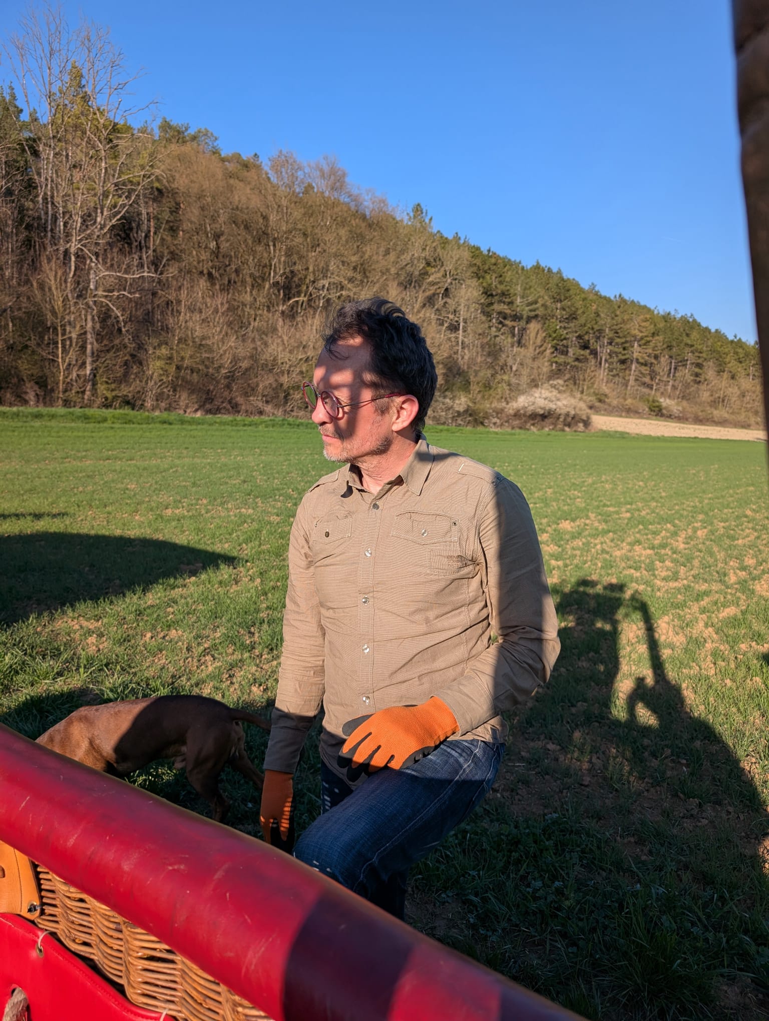 Alexander Boesel, Pilot von Happy Ballooning, am Ballonkorb